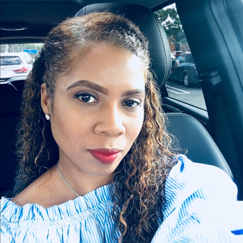 Meet your Posher, Christine